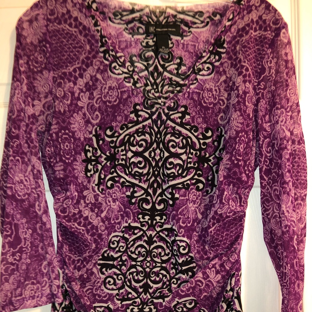International Concepts Print top